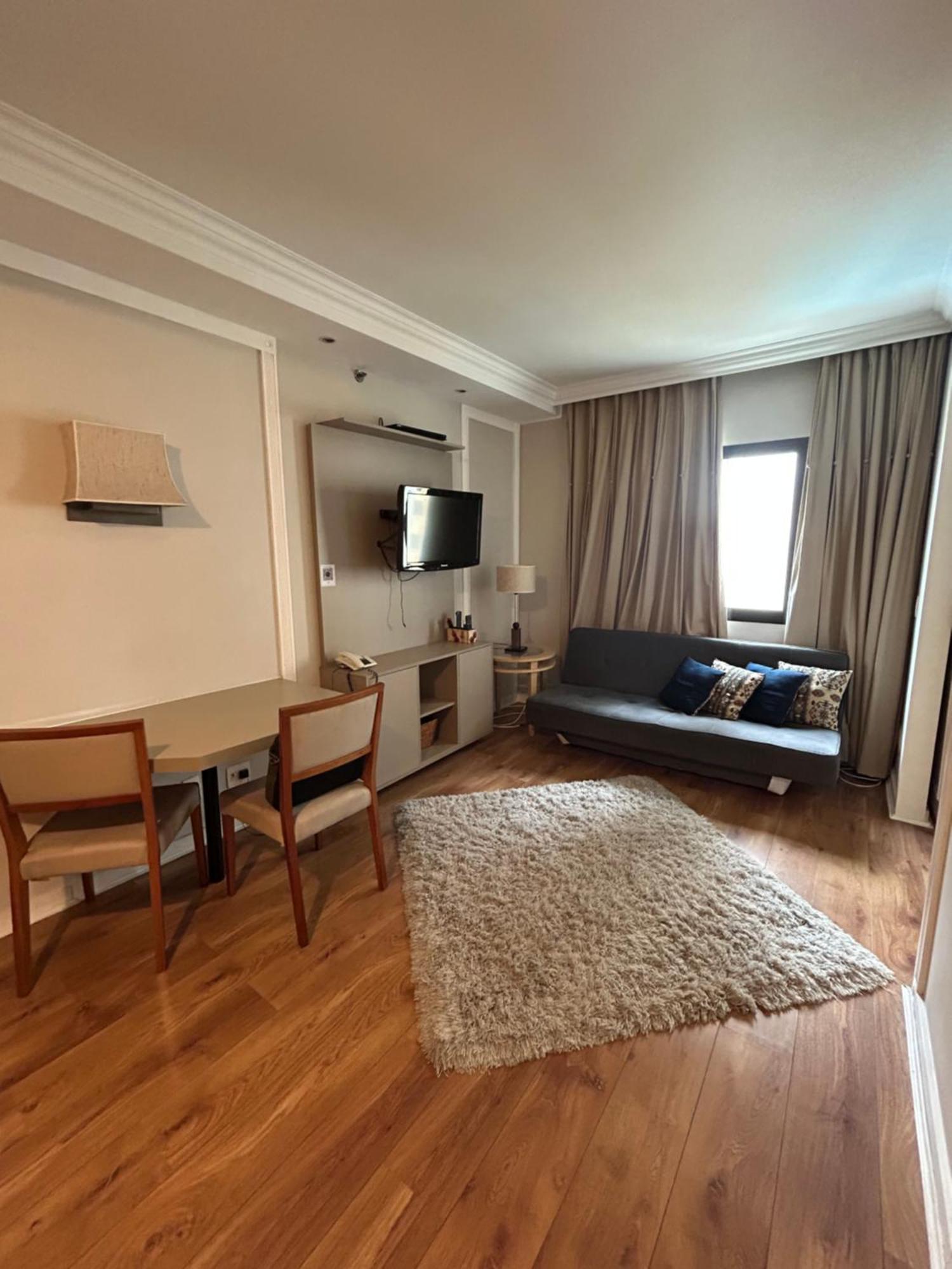Flat Pamplona Jardins Univer Com Garagem E Cozinha 1209 Apartment Sao Paulo